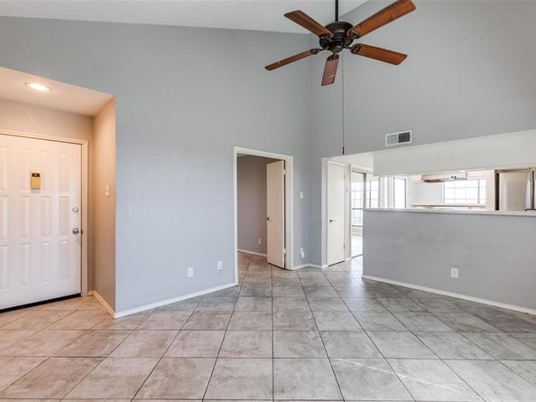 5801  Marvin Loving Drive  312, Garland Texas 75043