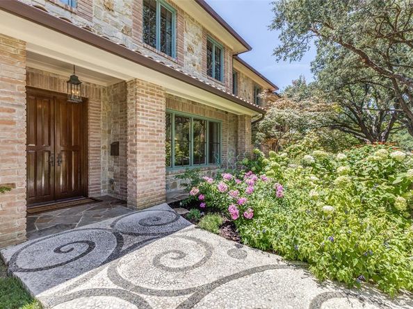 7130  Brookcove Lane , Dallas Texas 75214