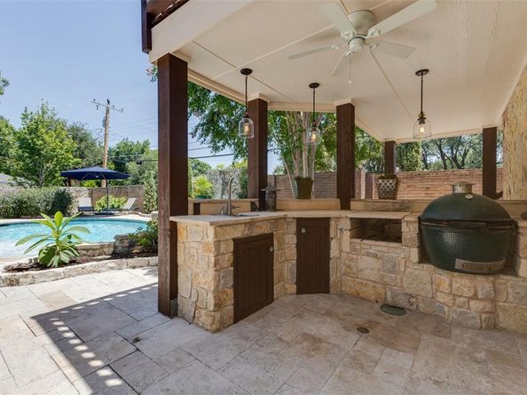 7130  Brookcove Lane , Dallas Texas 75214