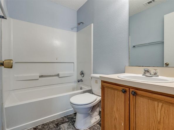 1338  Hardned Lane , Dallas Texas 75217