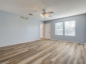 1338  Hardned Lane , Dallas Texas 75217