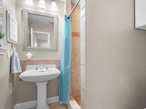 2016  Pembrooke Place , Denton Texas 76205