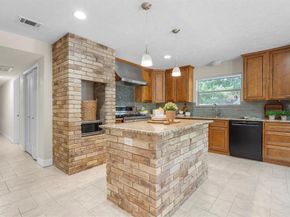 2016  Pembrooke Place , Denton Texas 76205