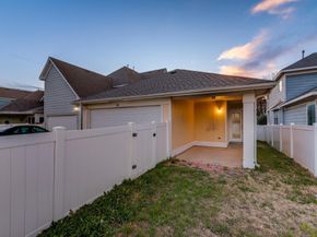 1636  Spanish Moss Way , Savannah Texas 76227