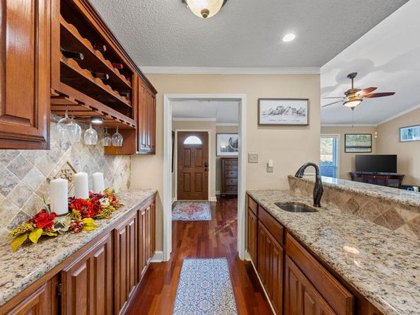 7933  Waterside Trail , Fort Worth Texas 76137