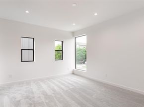 1911  Euclid Avenue , Dallas Texas 75206