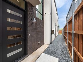 1911  Euclid Avenue , Dallas Texas 75206