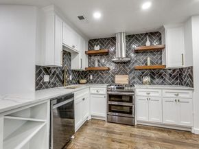 6826  Town Bluff Drive , Dallas Texas 75248