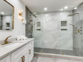 6826  Town Bluff Drive , Dallas Texas 75248