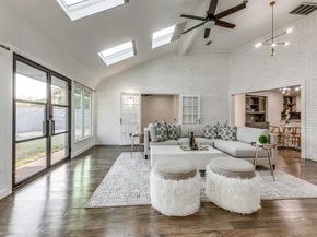 6826  Town Bluff Drive , Dallas Texas 75248