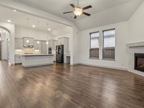 1805  Clouded Wren Drive , Arlington Texas 76005