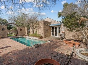 2410  Halloran Street , Fort Worth Texas 76107