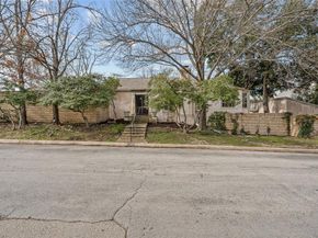 2410  Halloran Street , Fort Worth Texas 76107