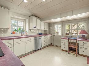 2410  Halloran Street , Fort Worth Texas 76107