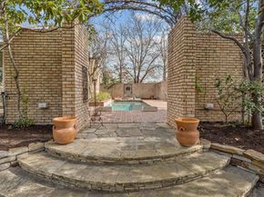2410  Halloran Street , Fort Worth Texas 76107