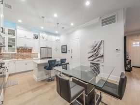 7333  Valley View Lane  902, Dallas Texas 75240