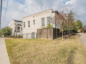 7333  Valley View Lane  902, Dallas Texas 75240