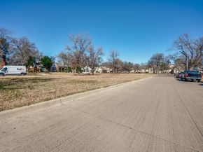 1122  Bonnie Brae Avenue , Fort Worth Texas 76111