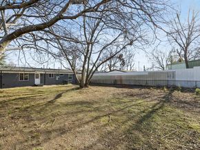 10325  Maylee Boulevard , Dallas Texas 75228