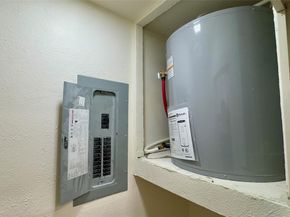 417  Valley Park Drive , Garland Texas 75043