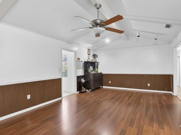 2618  Richcreek Drive , Garland Texas 75044