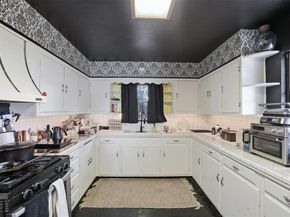 2517  Wayside Avenue , Fort Worth Texas 76110