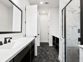 208  Bristol Lane , Azle Texas 76020