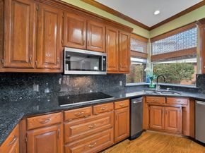 5605  Bailey Court , Arlington Texas 76017