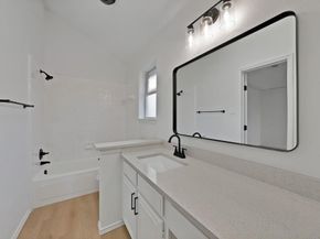 825  Meadowdale Road , Arlington Texas 76017