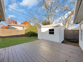 825  Meadowdale Road , Arlington Texas 76017