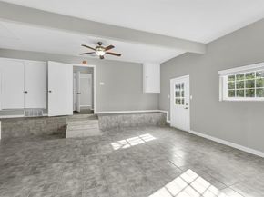 3801  Halifax Court , Arlington Texas 76013