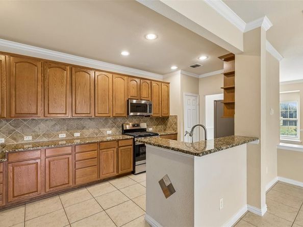 4313  Kestrel Way , Carrollton Texas 75010