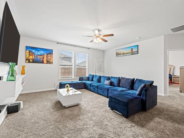 916  Meadow Scape Drive , Fort Worth Texas 76028
