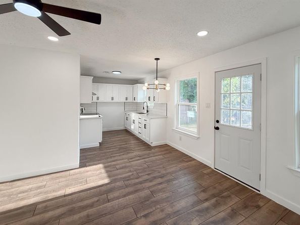 4741  Mccart Avenue , Fort Worth Texas 76115