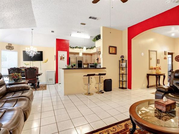 306  Branch Bend , Euless Texas 76039