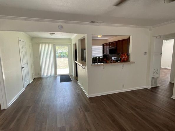 722  Circle Drive , Arlington Texas 76010