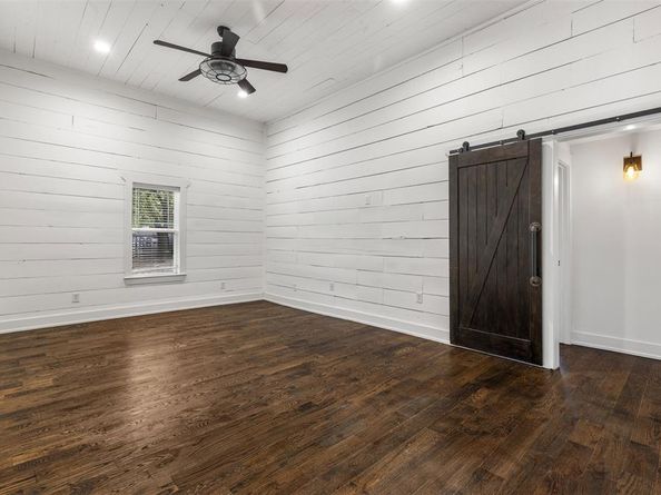 901  Oak Street , McKinney Texas 75069