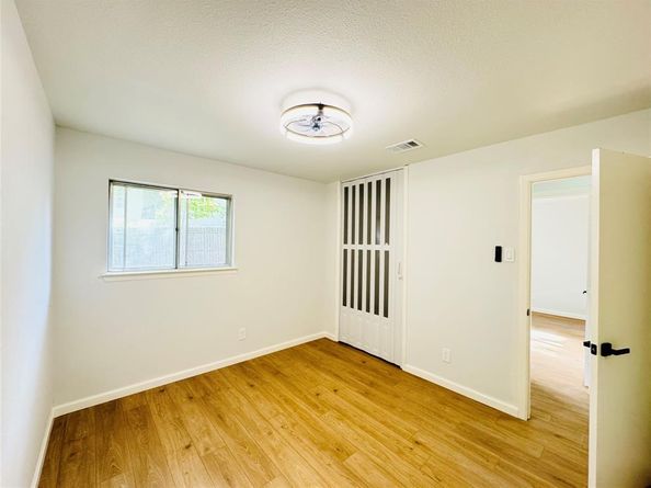 21  Grant Circle , Richardson Texas 75081
