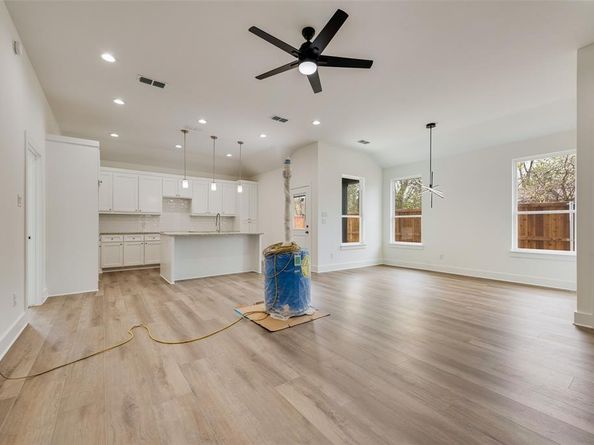 5131  Malcolm X Boulevard , Dallas Texas 75215