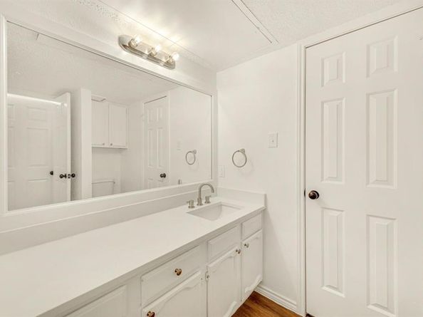9524  Military Parkway  4002, Dallas Texas 75227