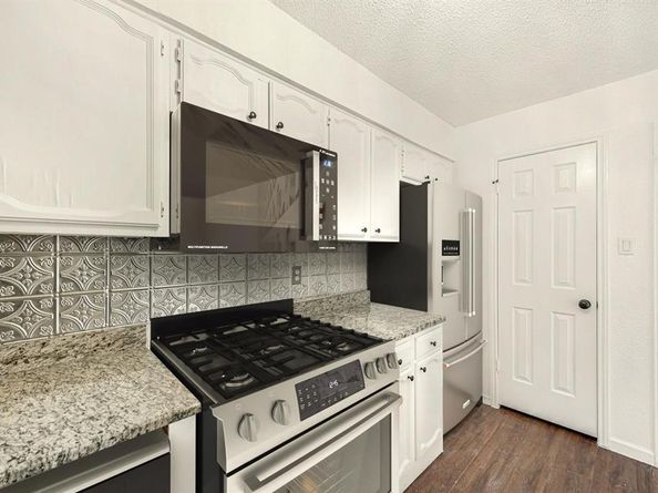 9524  Military Parkway  4002, Dallas Texas 75227