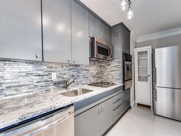 3883  Turtle Creek Boulevard  2209, Dallas Texas 75219