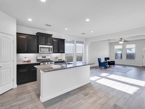 5060  Sugarcane Lane , Fort Worth Texas 76179