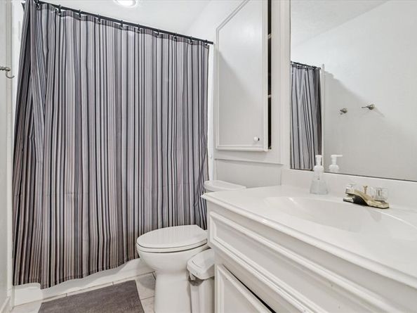 2200  Southern Oak Drive , Irving Texas 75063