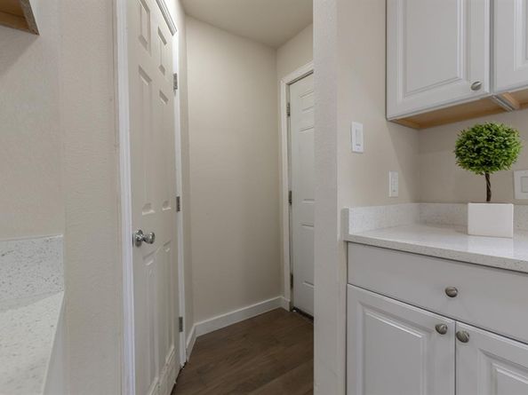 3816  Mount Washington Street , Dallas Texas 75211