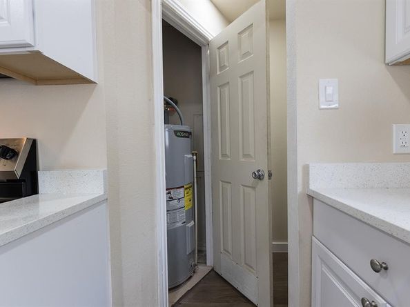 3816  Mount Washington Street , Dallas Texas 75211