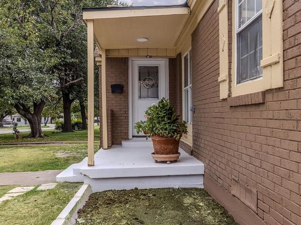 3816  Mount Washington Street , Dallas Texas 75211