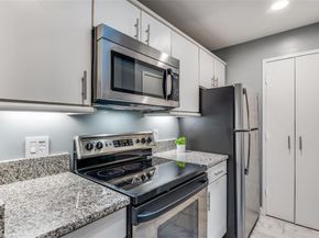 4231  Travis Street  17, Dallas Texas 75205