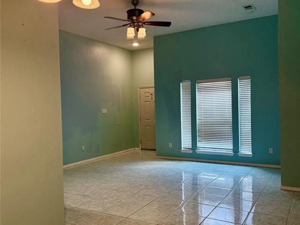 1909  Cranford Drive , Garland Texas 75041