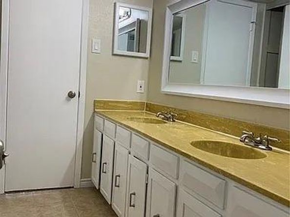 1912  Place One Lane , Garland Texas 75042